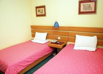 Home Inn Hotel Шаньтоу Экстерьер фото